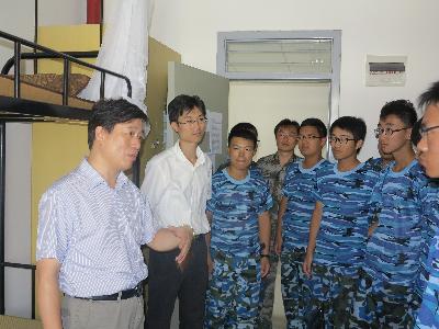 唐颂超书记慰问参训师生