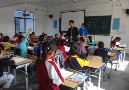 圆梦课堂进行中
