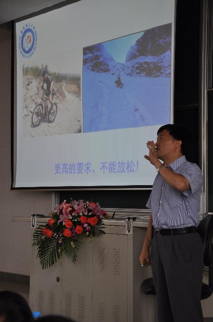 院长刘昌胜介绍学院概况